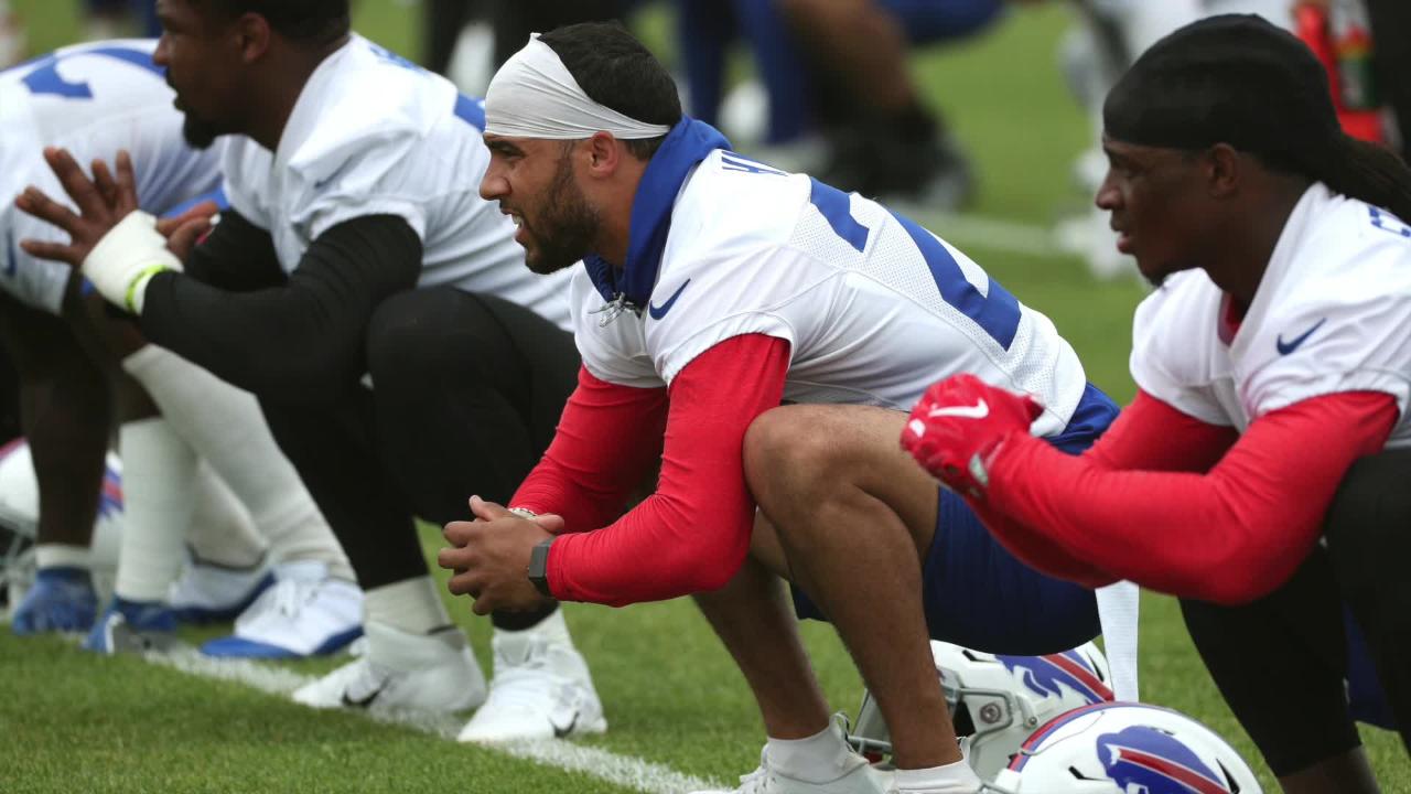Bills' Micah Hyde dealing with back injury, status uncertain for