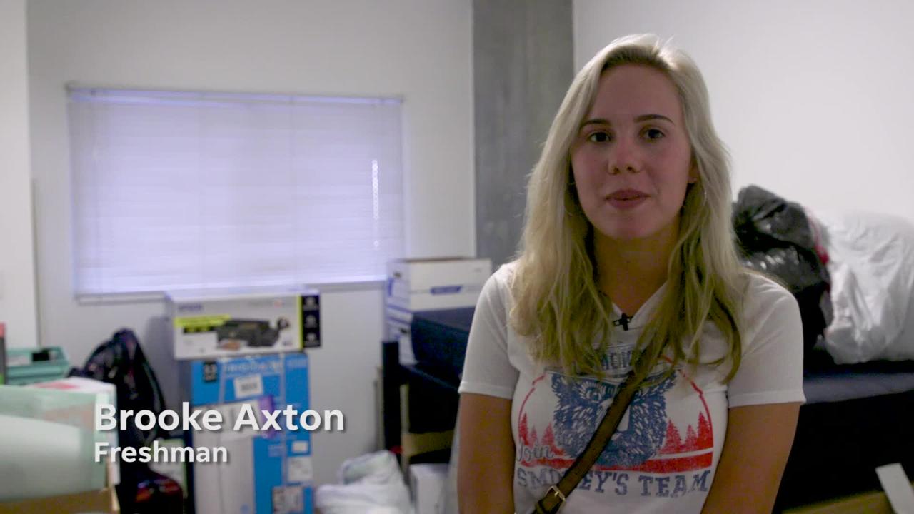 Arizona State University freshman move into dorms