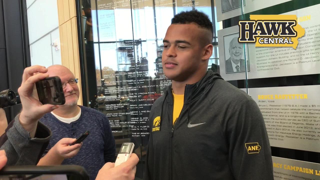 Tracable Wisconsin State Iowa football mailbag: How would rain affect game at Penn State?