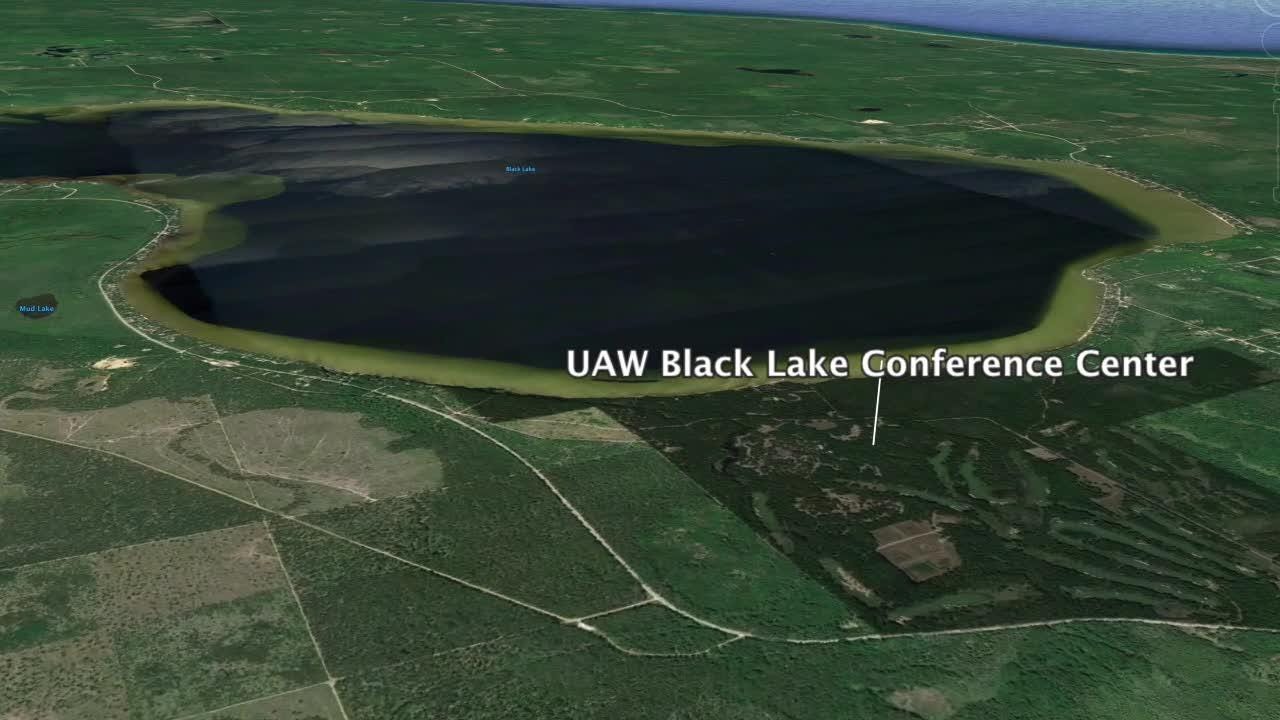 UAW builds lakeside home for retired president
