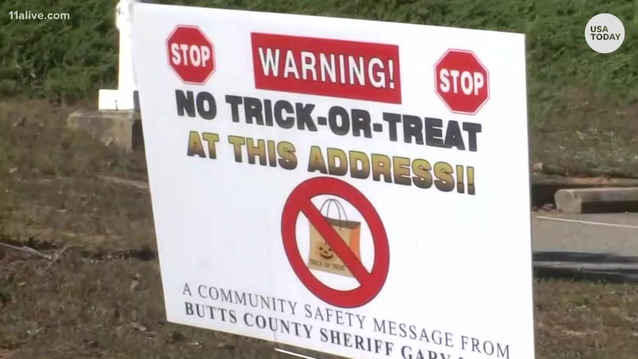 Sheriff Puts ‘no Trick Or Treat Signs In Yards Of Sex Offenders 