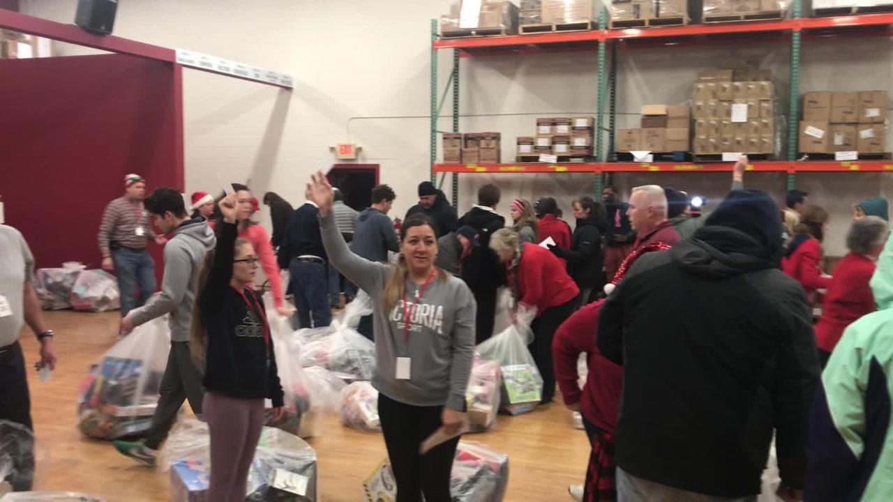 Arctic League moves hundreds of gift delivery volunteers through