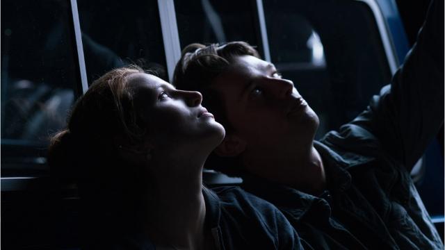 Movie review: No spark in sick teen romance 'Midnight Sun