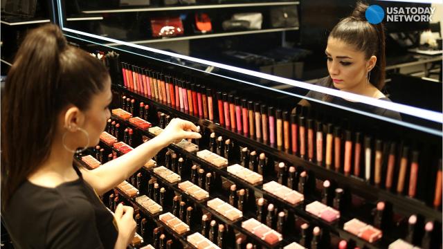 hensynsløs areal Avenue Beauty on the cheap? Shoppers drop department stores for makeup deals