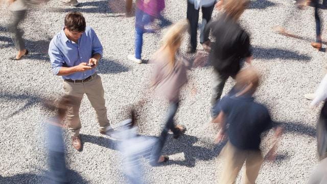Watch Out New York May Ban Texting While Walking Across The Street