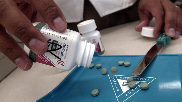 Cvs To Limit Opioid Drug Prescriptions Amid National Epidemic 