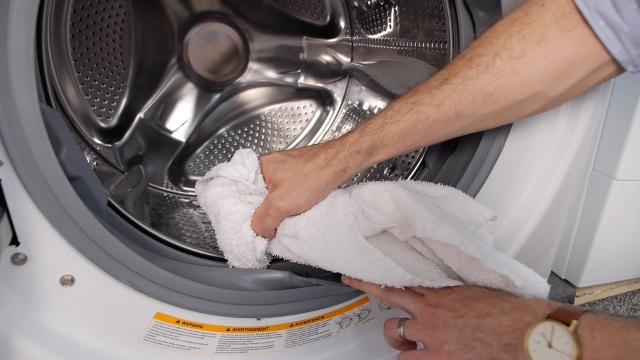 washing machine stinks how to clean