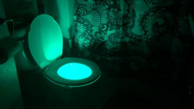 Night Glow Blue Round Glow-in-the-Dark Toilet Seat