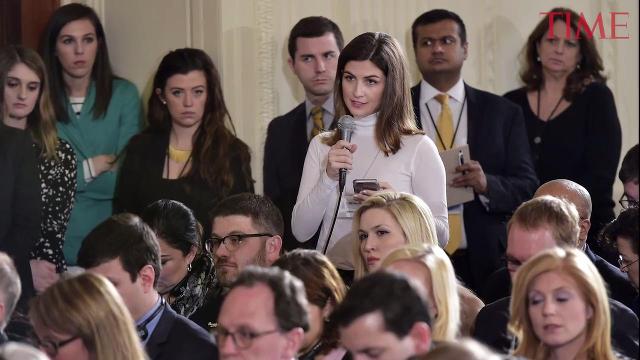 Cnn Reporter Kaitlan Collins Banned From White House Press Event