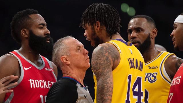 Chris Paul Rajon Rondo Throw Punches In Brawl Get Ejected