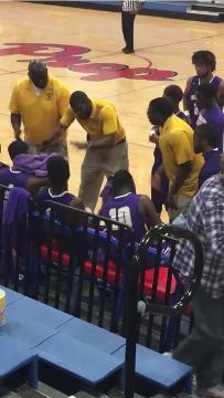Mississippi basketball coach gives powerful ASL...