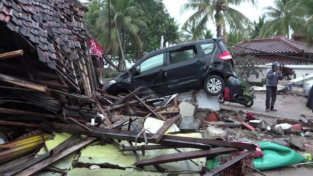 Deadly tsunami sweeps Indonesia coast without warning