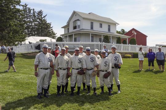 Where is the Field of Dreams? What to know about movie site, MLB game