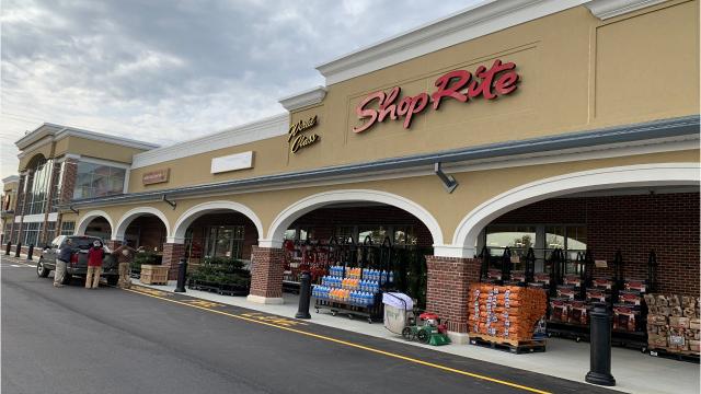 ShopRite replacing old Foodtown in Wall