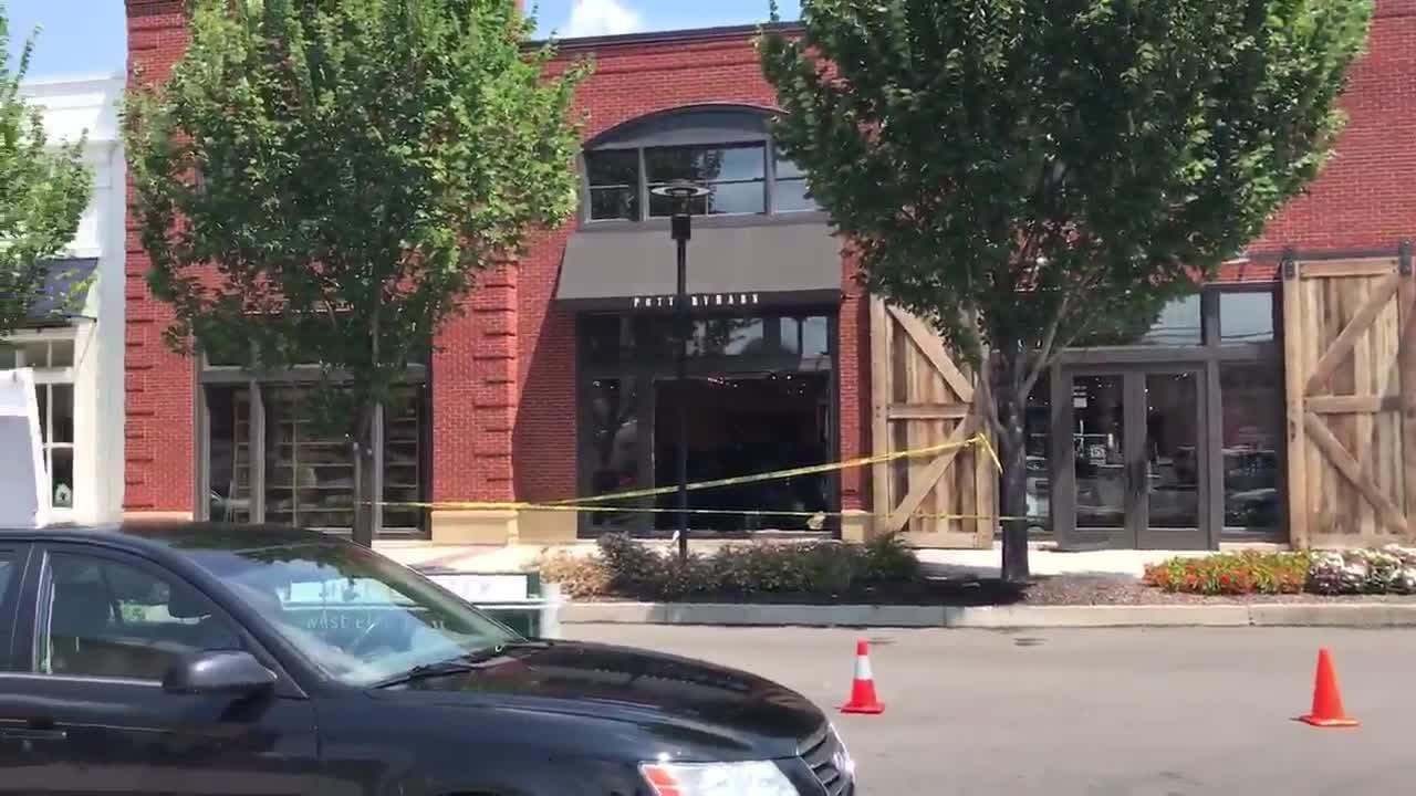 Car Crashes Into Green Hills Pottery Barn In Nashville