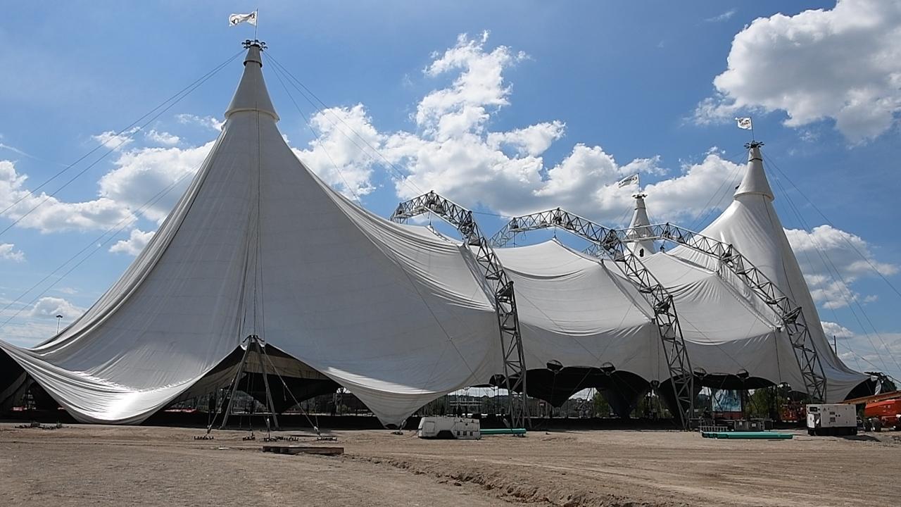 The world s largest touring tent raised in Nashville