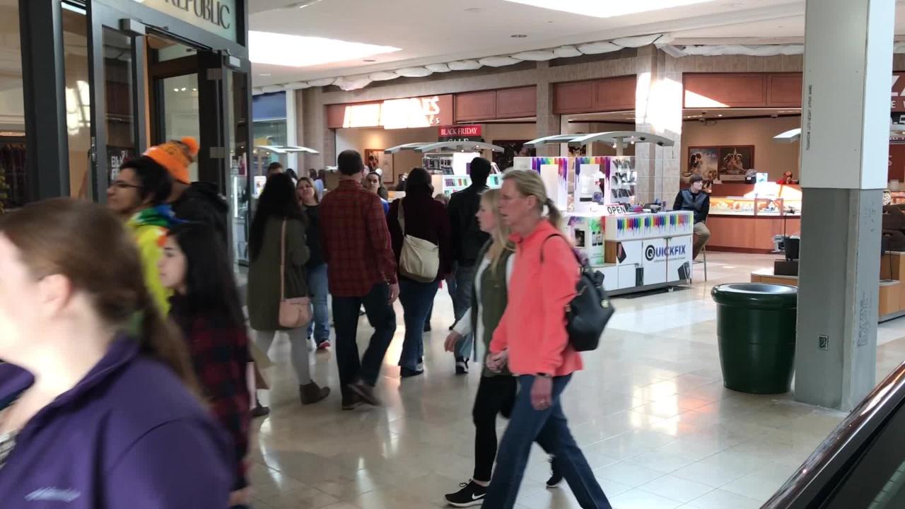 Boot Barn leaves Valley West Mall, moves to new West Des Moines