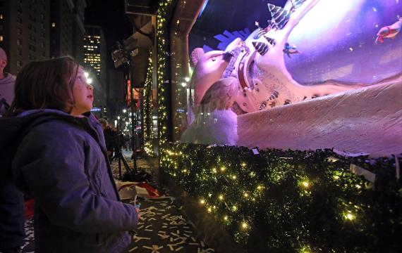 Holiday windows 2017: See the most beautiful displays