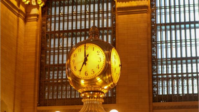 Grand Central Station, History, Clock, & Ceiling