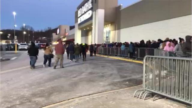 What happened to the long lines on Black Friday?