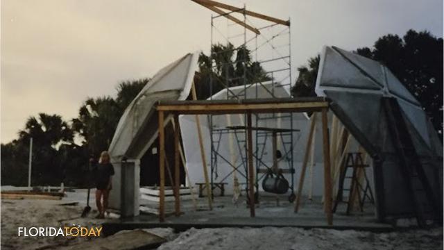 Watch The Construction Of A Geodesic Dome House