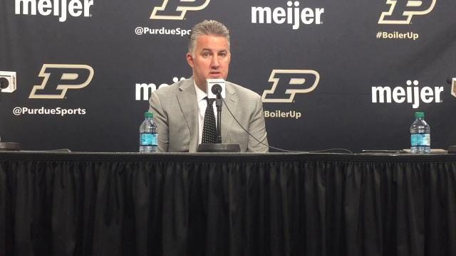 Carsen Edwards' career-high 25 points lead Purdue past Chicago State