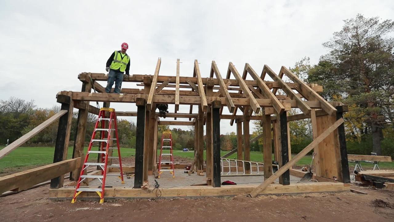 Replica viking house comes to UW-Green Bay