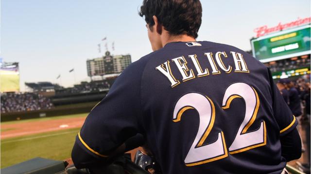 Christian Yelich editorial image. Image of jersey, game - 74435135