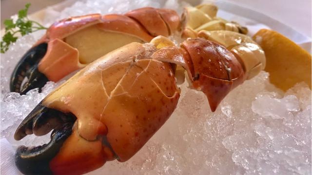 Dining in Naples: Stoney's Stone Crab gets attention with fine seafood