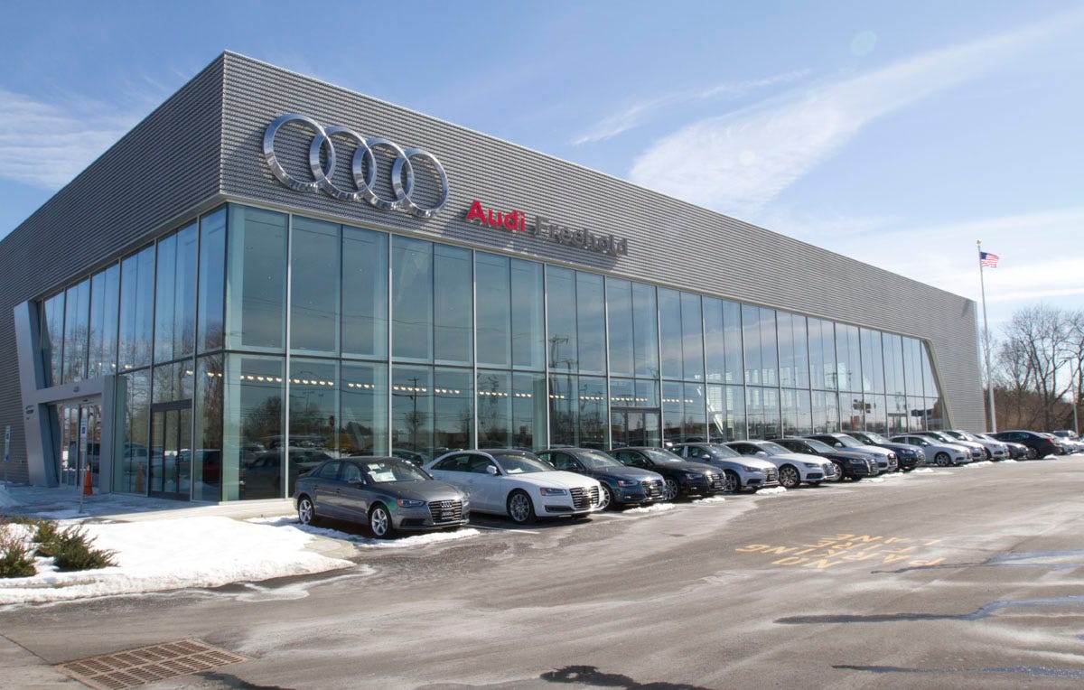 Audi Dealership - AUDI - DEALERSHIP on Behance / Looking for a service