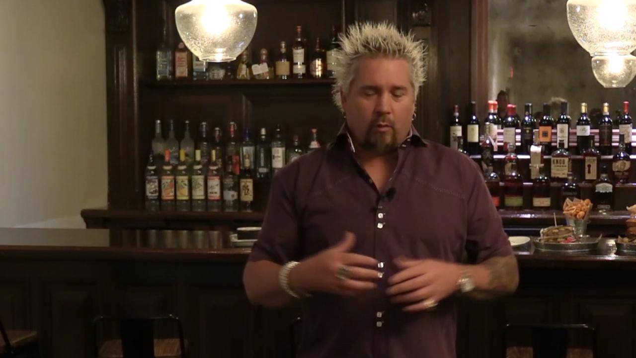 Guy Fieri's Smokehouse Coming To 4th Street Live!