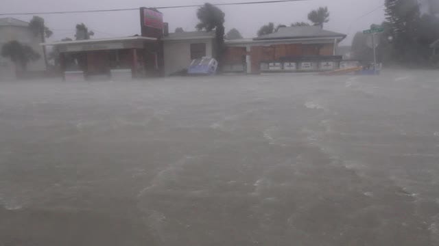 Hurricane Matthew kills 3 in North Carolina