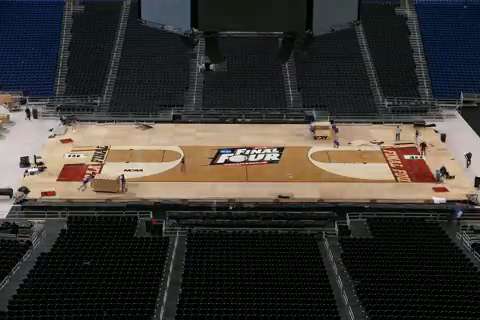 Time lapse video of Final Four court installation