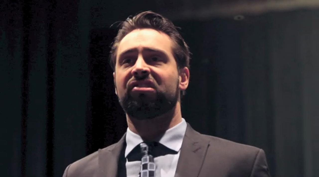 Opera singer who beat Tourette syndrome to perform