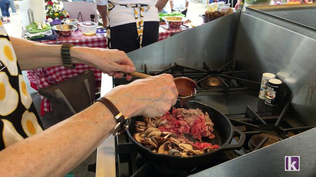 Cooks square off in National Cornbread Festival