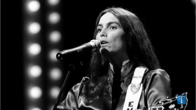 Emmylou Harris and the Nash Ramblers return to the Ryman