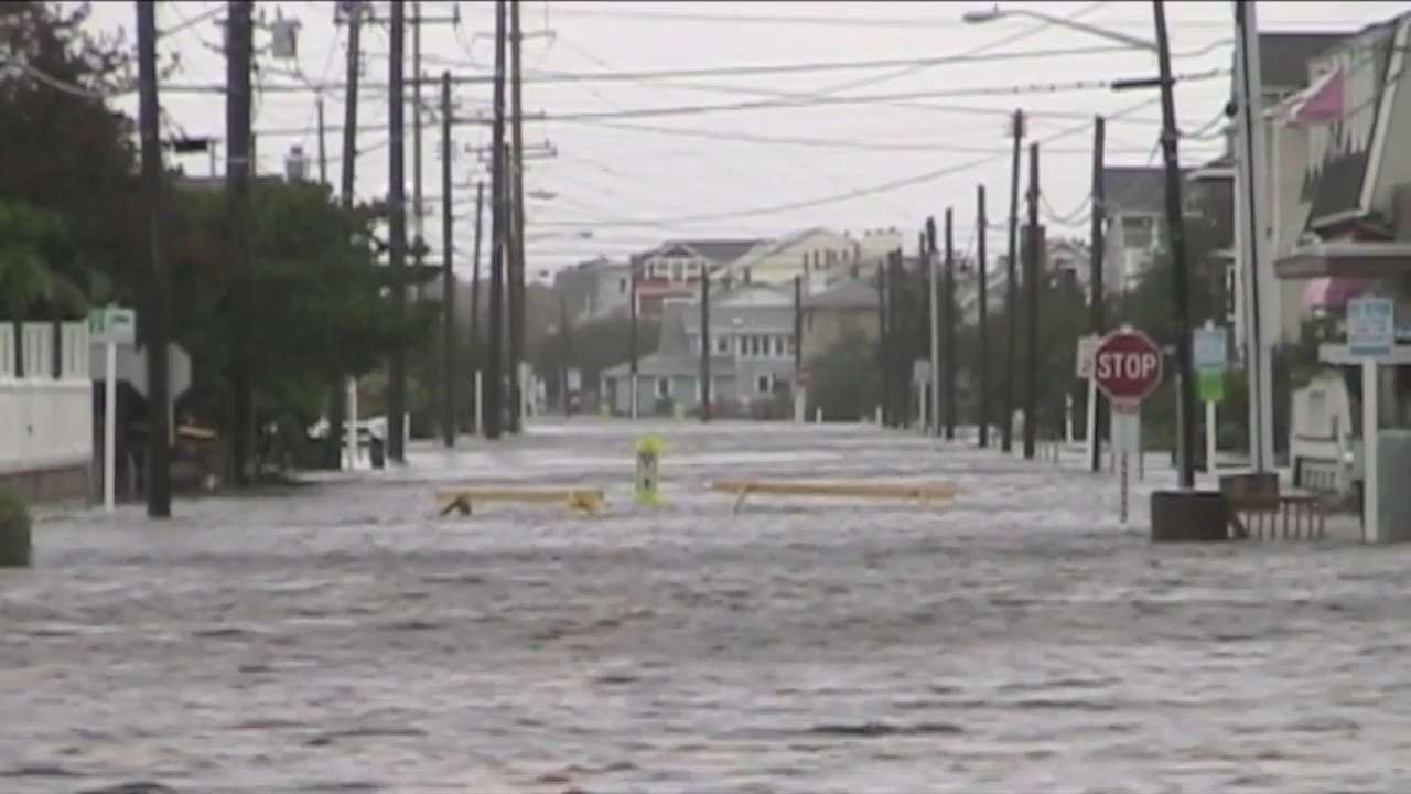 Storm floods Delaware beach resorts