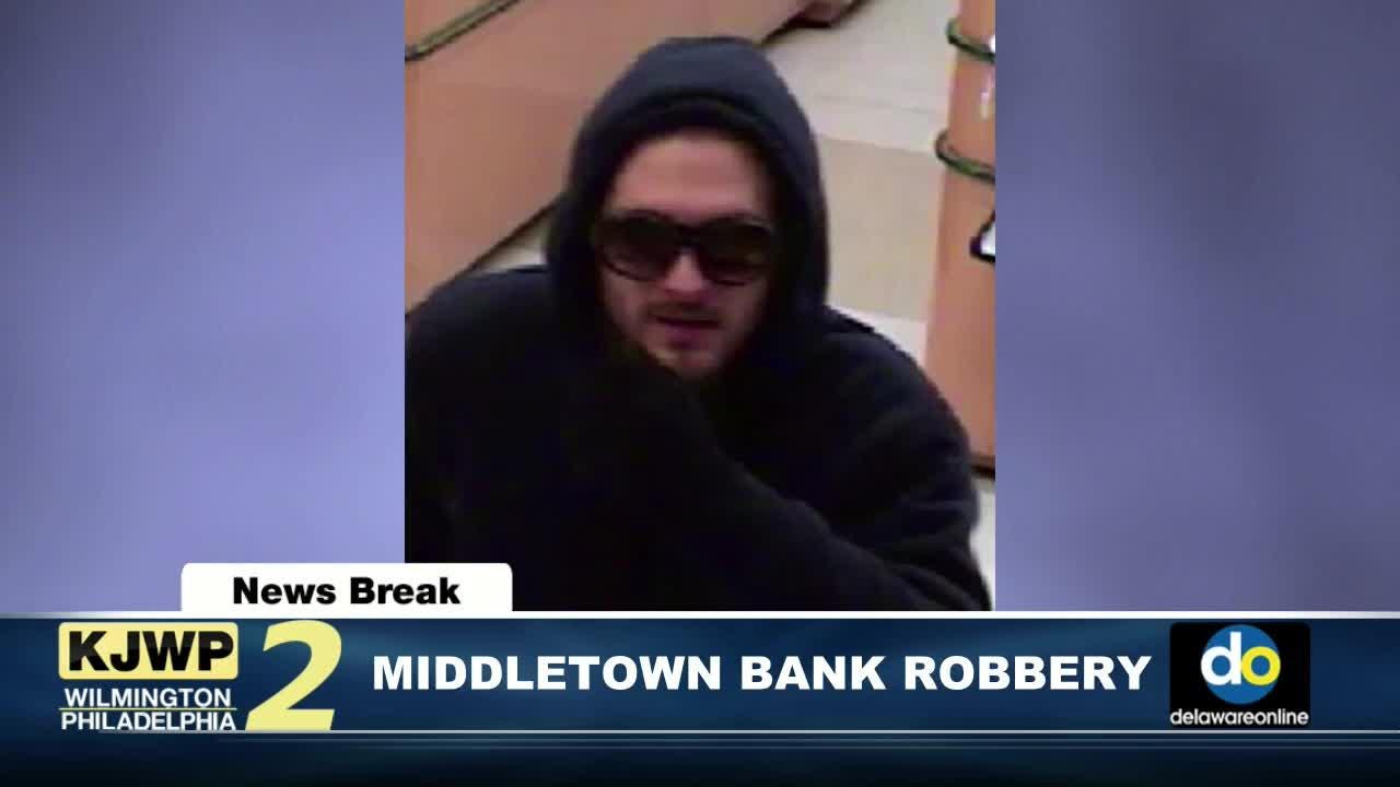 NewsBreak: Middletown bank robbery suspect sought