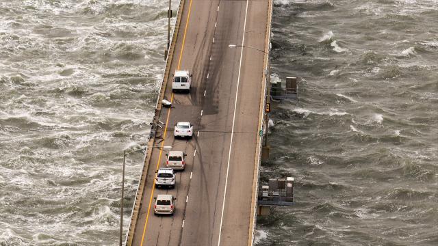 Widow Sues Bay Bridge Tunnel Over Trucker S Death In 17 Plunge