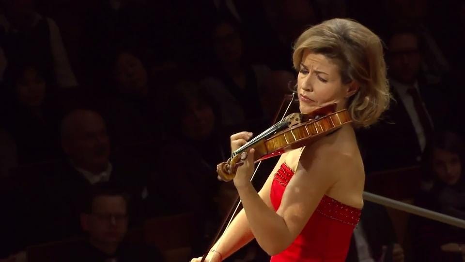 Watch it: Anne-Sophie Mutter - Dvořák Violin Concerto