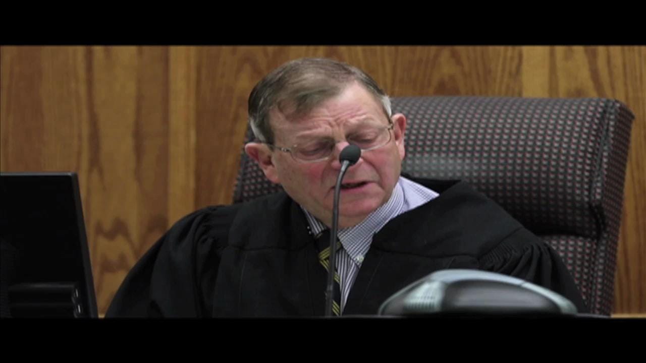 Woman gets probation for child sex assault