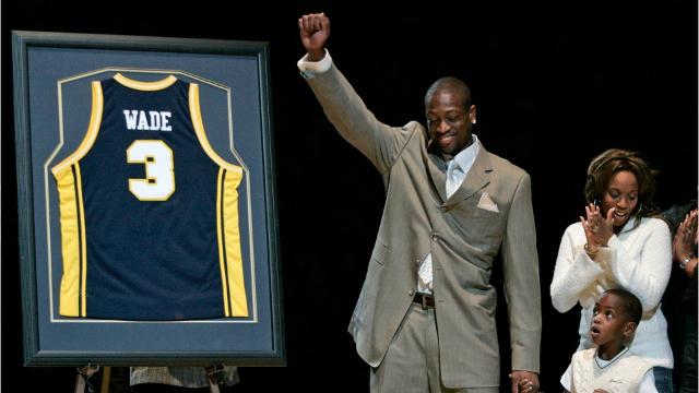 d wade marquette jersey